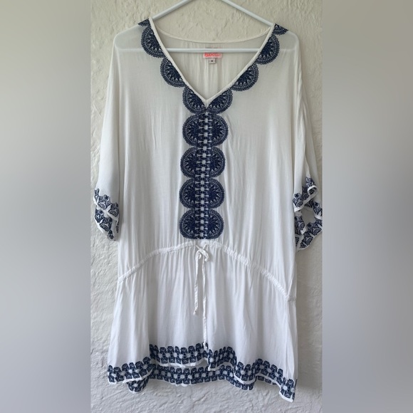 Stella & Dot White/Navy Swim Cover Embroidered Lace Shirt, Tie Waist; size M - Picture 1 of 8